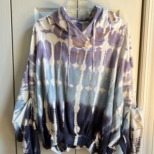 M/L lightweight sweatshirt